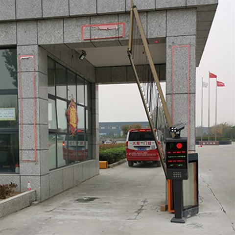 能展示廣告的道閘有哪些優(yōu)勢(shì)？